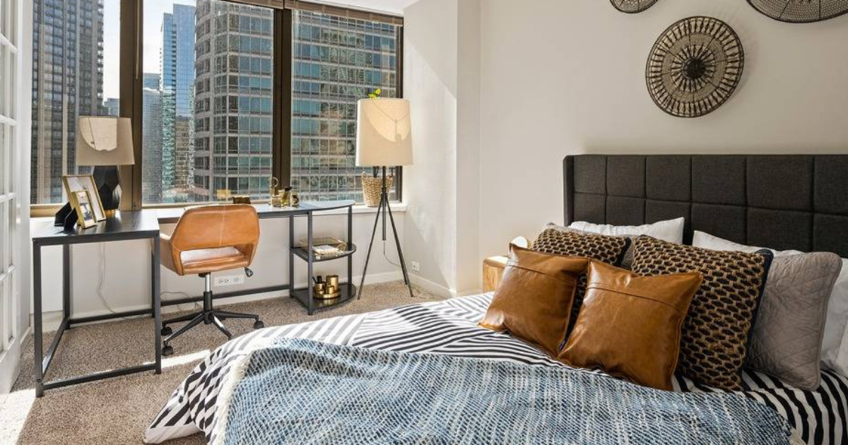 https://www.joinupside.com/wp-content/uploads/2022/09/illinois-chicago-bedroom-1.png